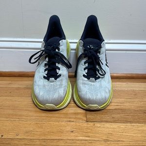 Hoka One One Mach | Size 9 Running Shoe
